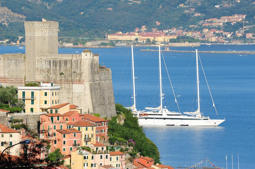 Hotel Italia Lerici Exteriör bild