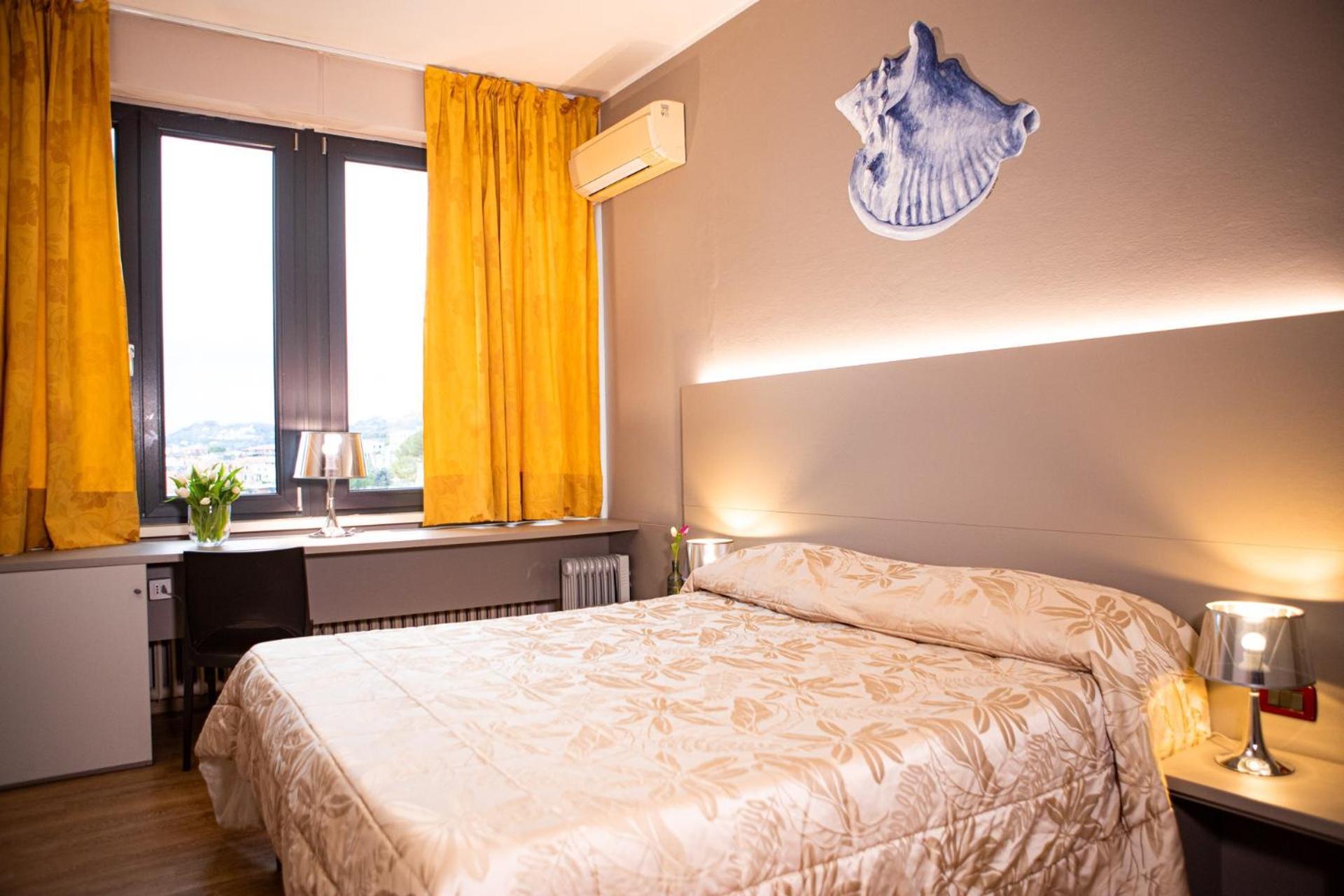 Hotel Italia Lerici Exteriör bild